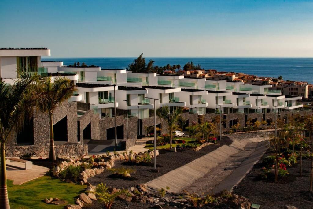 Luxury Villa - New Building With Panoramic Sea View أذيخي المظهر الخارجي الصورة